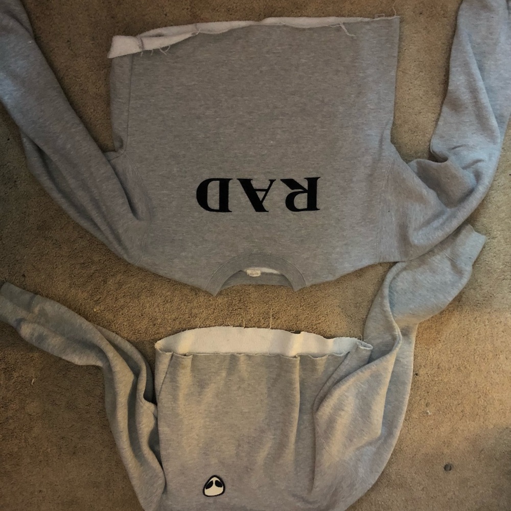 Crop sweatshirt
